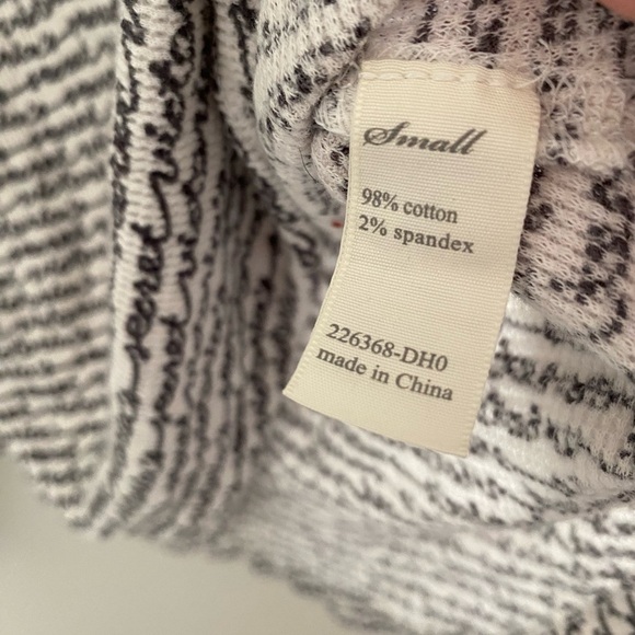 Women’s Victoria’s Secret White Cursive Logo Pattern Thermal Pajama Set Size S - Picture 5 of 11